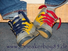 Sneakerboy85 > SofaSleeper