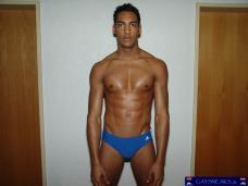 Alejandro, 21 > Swimmer