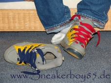 Sneakerboy85 > SofaSleeper